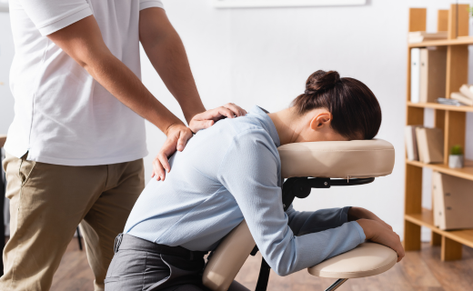 massage assis en entreprise Rhône-Alpes